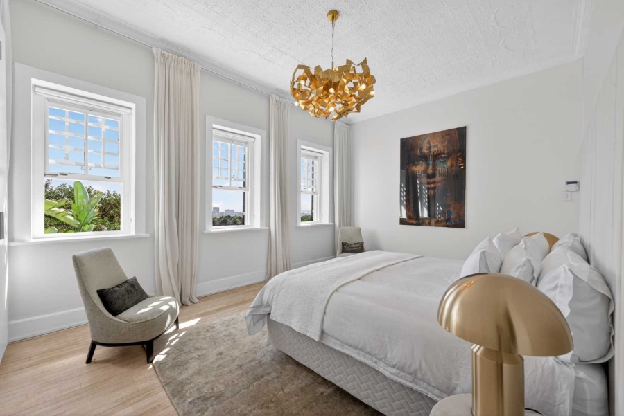 4 Bedroom Property for Sale in Oranjezicht Western Cape